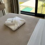 Villa The Olive Path Kalandra
