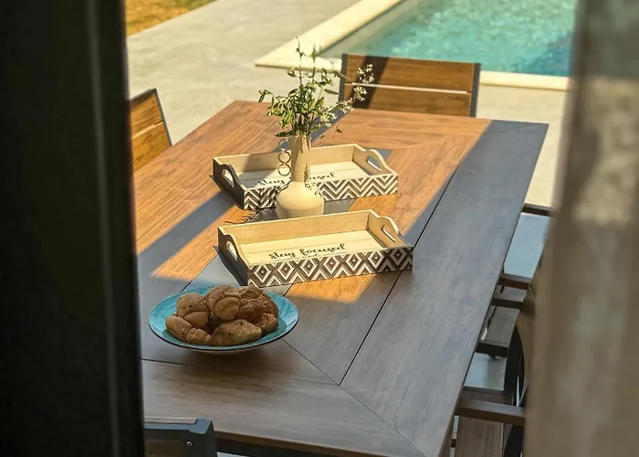 The Olive Path * Kalandra