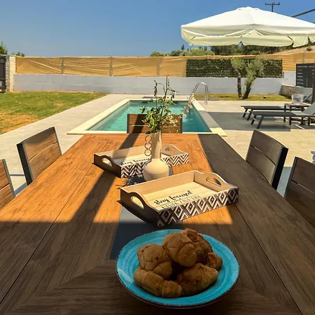 Villa The Olive Path Kalandra