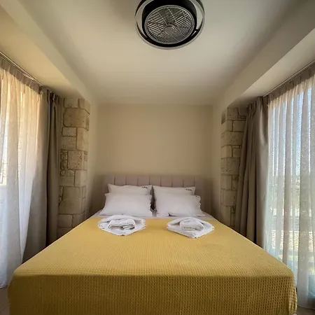 Villa The Olive Path Kalandra